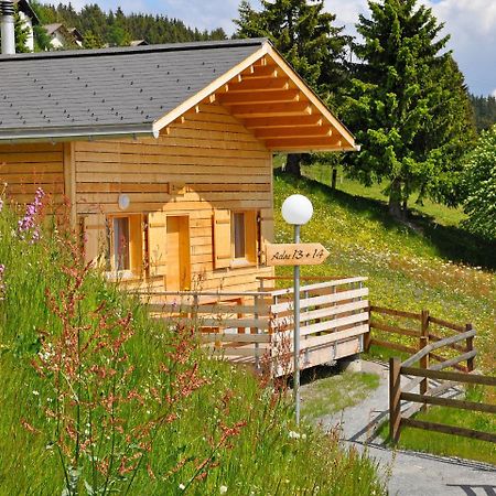 Holiday Home Komfort Aclas Maiensaess Resort-1 By Interhome Urmein Eksteriør billede