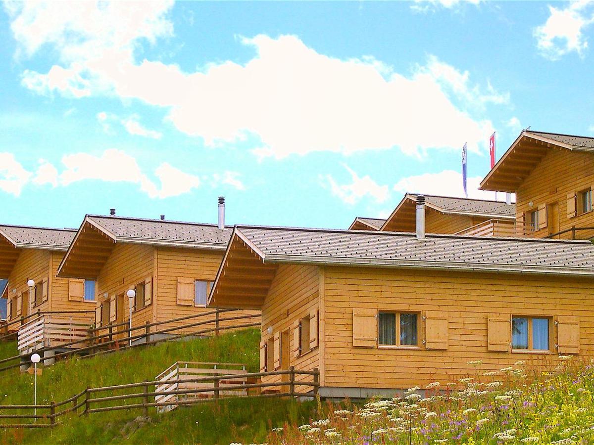 Holiday Home Komfort Aclas Maiensaess Resort-1 By Interhome Urmein Eksteriør billede