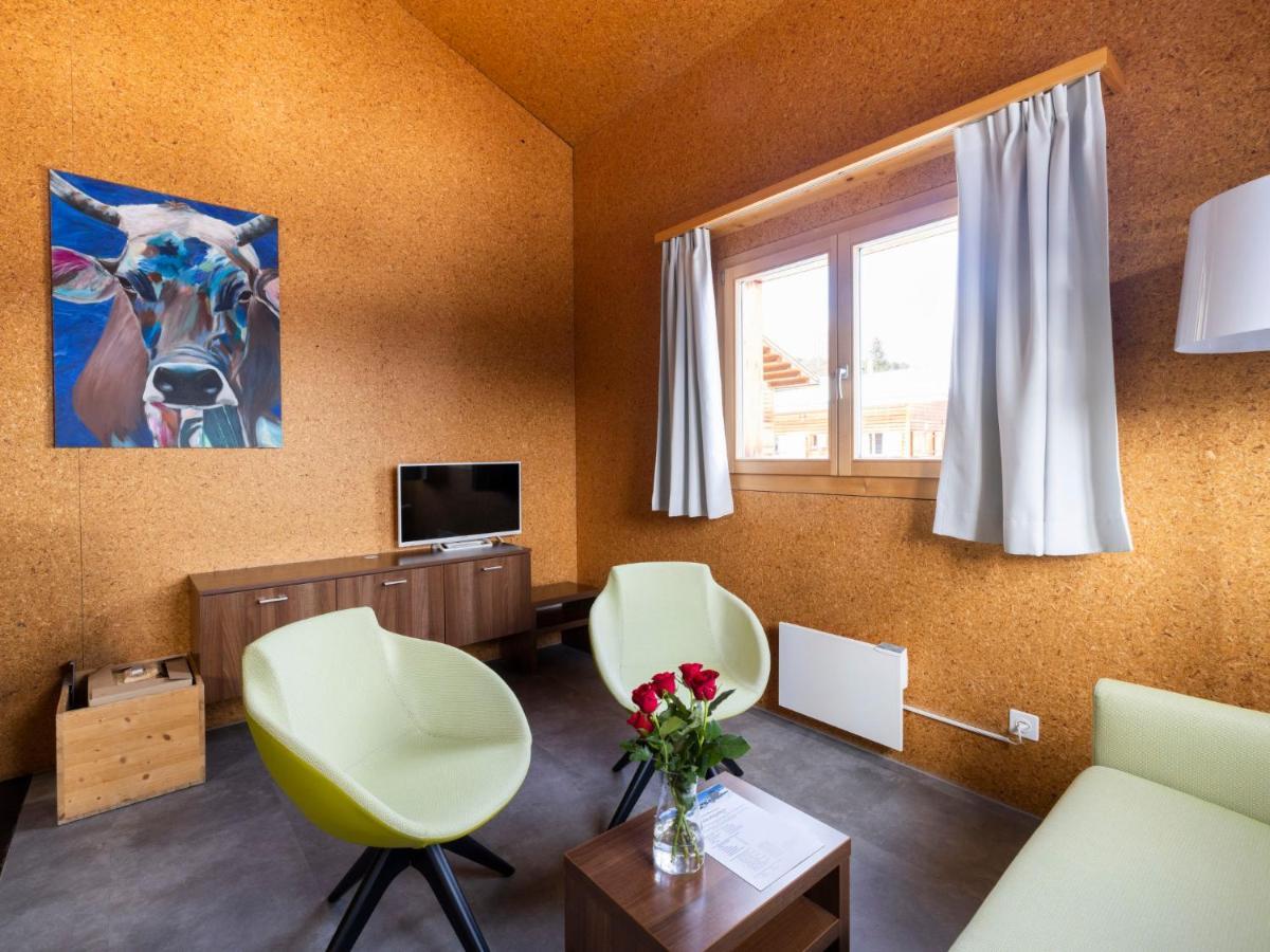 Holiday Home Komfort Aclas Maiensaess Resort-1 By Interhome Urmein Eksteriør billede