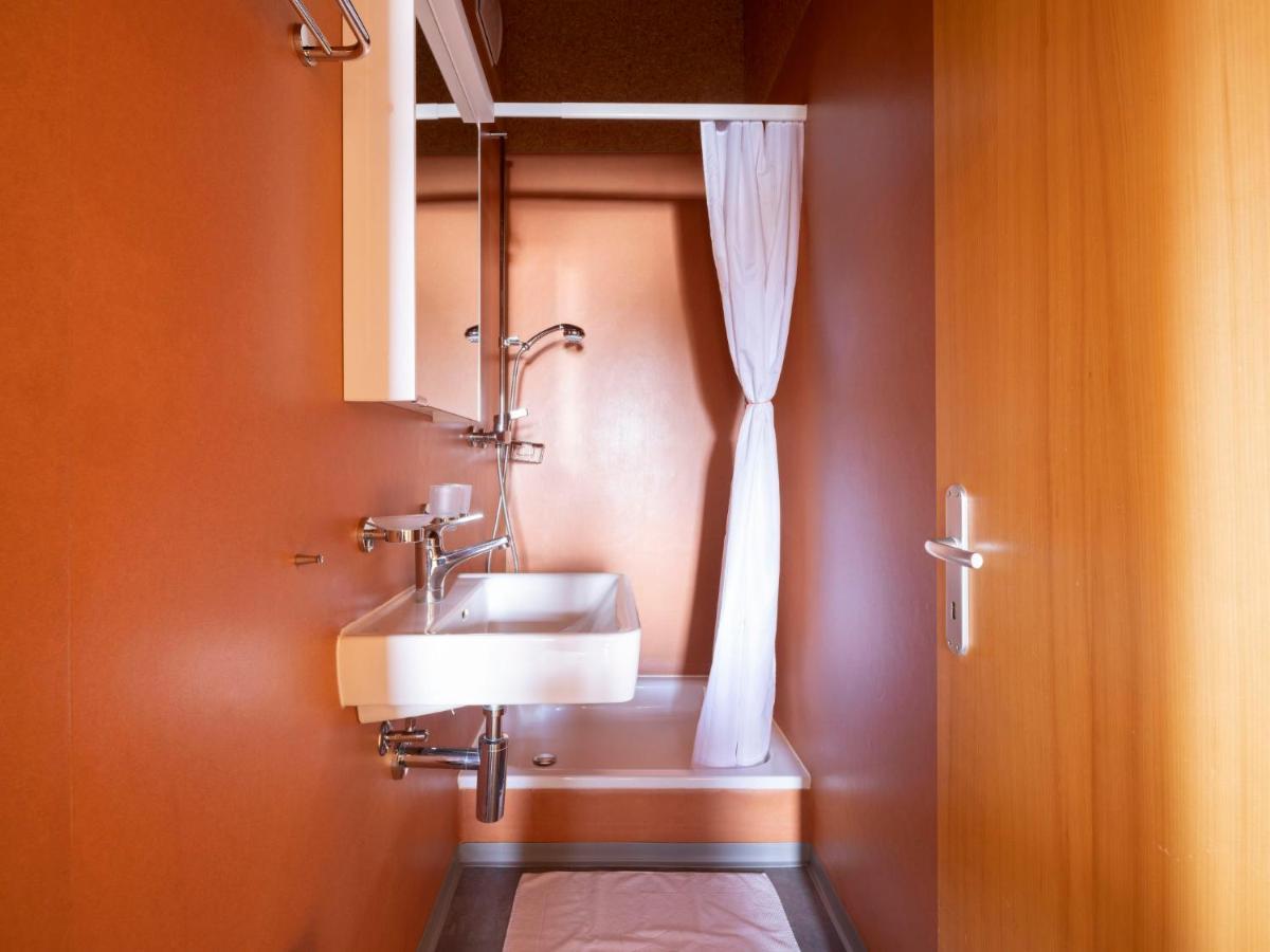 Holiday Home Komfort Aclas Maiensaess Resort-1 By Interhome Urmein Eksteriør billede